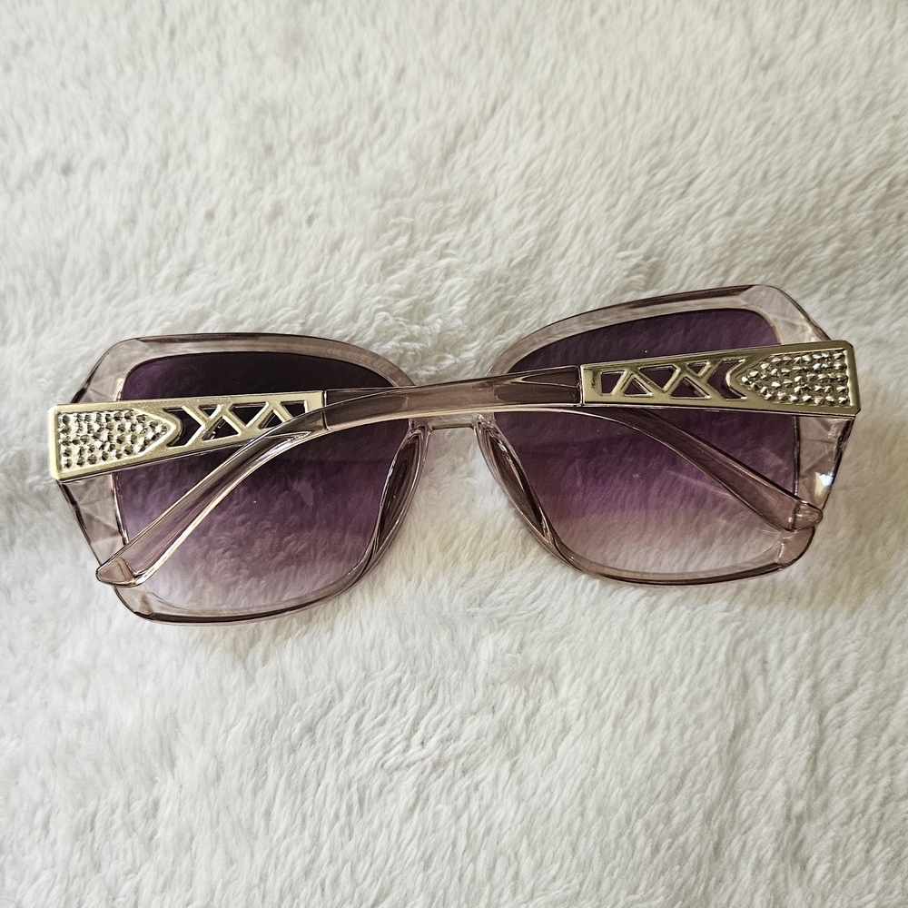 Othr Chic Purple Sunglasses - Picture 2 of 4